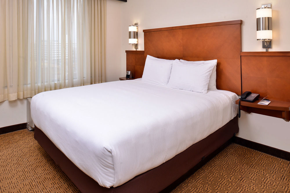 Hyatt Place Herndon Dulles Airport - East Ngoại thất bức ảnh
